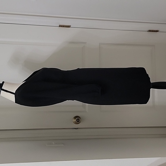 J. Crew Size 00 Black Long Sleeve Wrap Dress, Excellent Used Condition - Picture 6 of 14